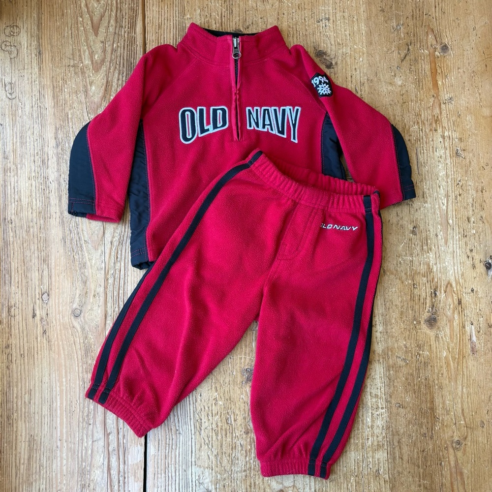 Vintage Old Navy Red Kids Fleece Sweatshirt & Pants Set